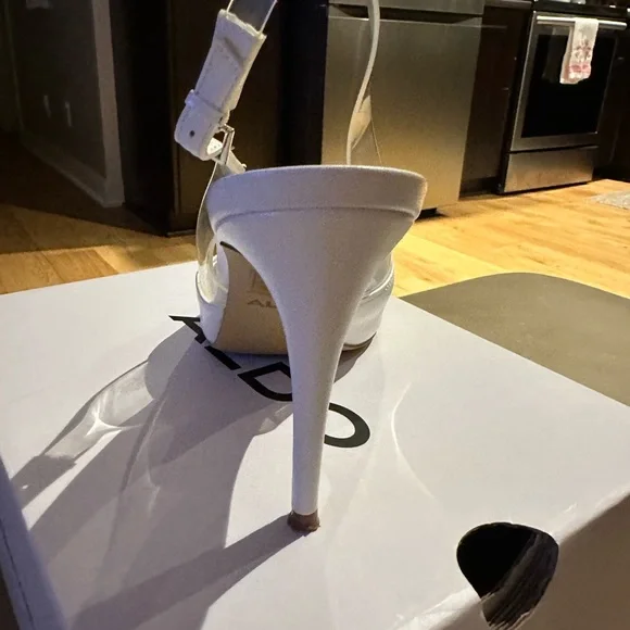 ALDO Elegant White Pointed Heels - Picture 3 of 4